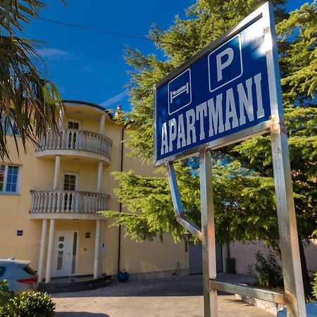 Apartmani Kovac Crikvenica Eksteriør billede