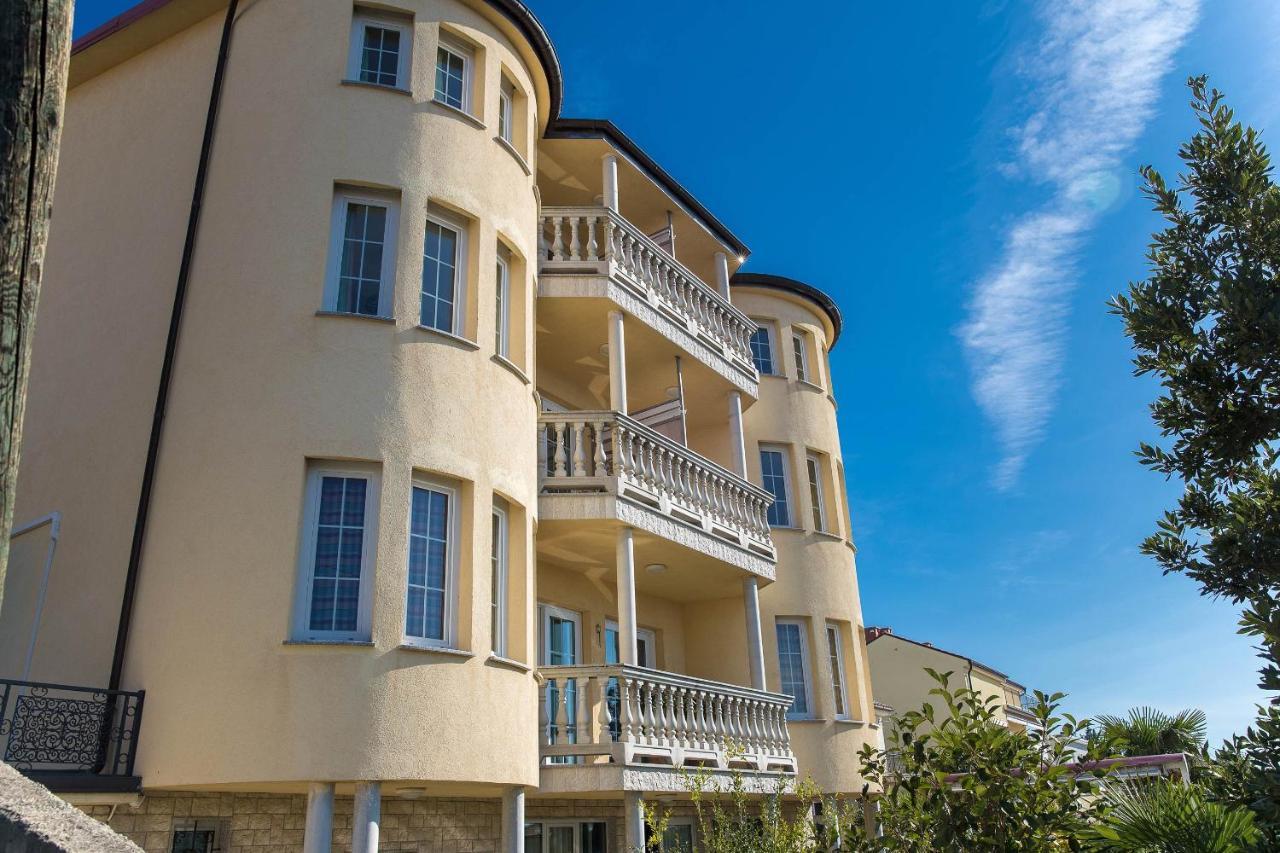 Apartmani Kovac Crikvenica Eksteriør billede